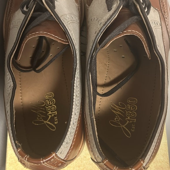Johnston & Murphy Wingtip shoes - Picture 5 of 7